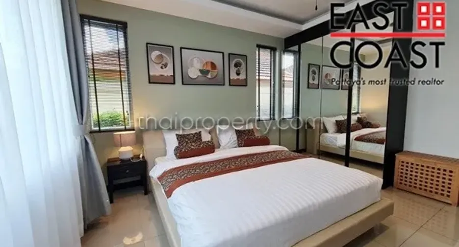 For rent and for sale 4 bedrooms house in Bang Lamung, Chonburi