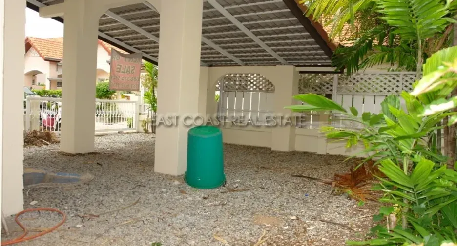For rent and for sale 3 bedrooms house in Bang Lamung, Chonburi