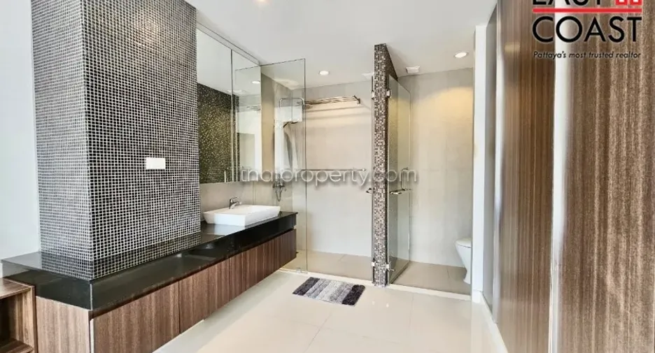 For rent 2 bedrooms condo in Bang Lamung, Chonburi