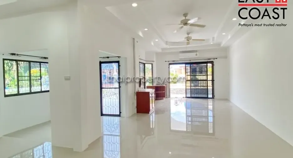 For rent and for sale 3 bedrooms house in Bang Lamung, Chonburi
