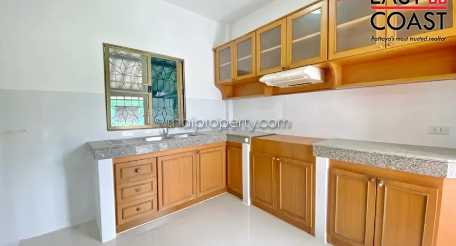 For rent and for sale 3 bedrooms house in Bang Lamung, Chonburi