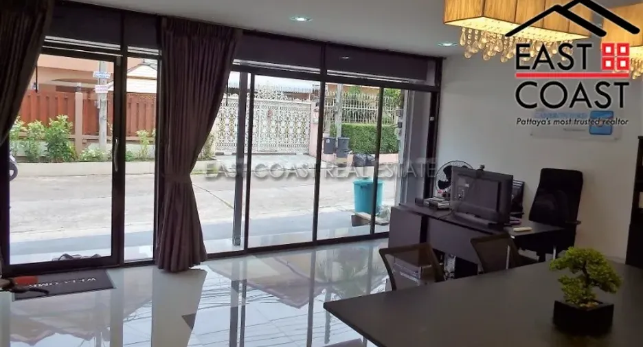 For rent and for sale 3 bedrooms house in Jomtien, Pattaya