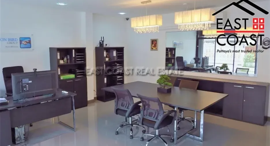 For rent and for sale 3 bedrooms house in Jomtien, Pattaya