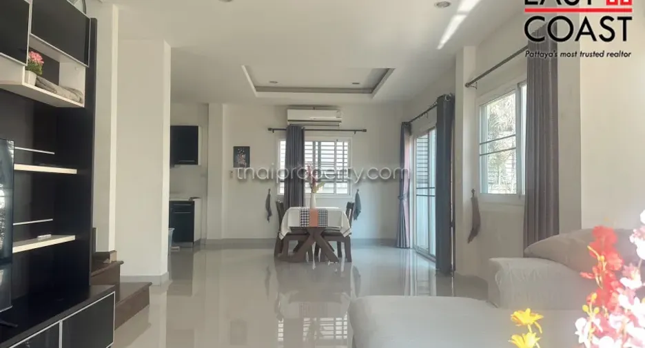 For rent and for sale 3 bedrooms house in Bang Lamung, Chonburi