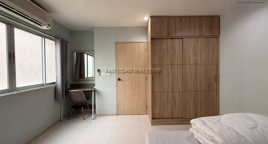 For rent 2 bedrooms condo in Bang Lamung, Chonburi