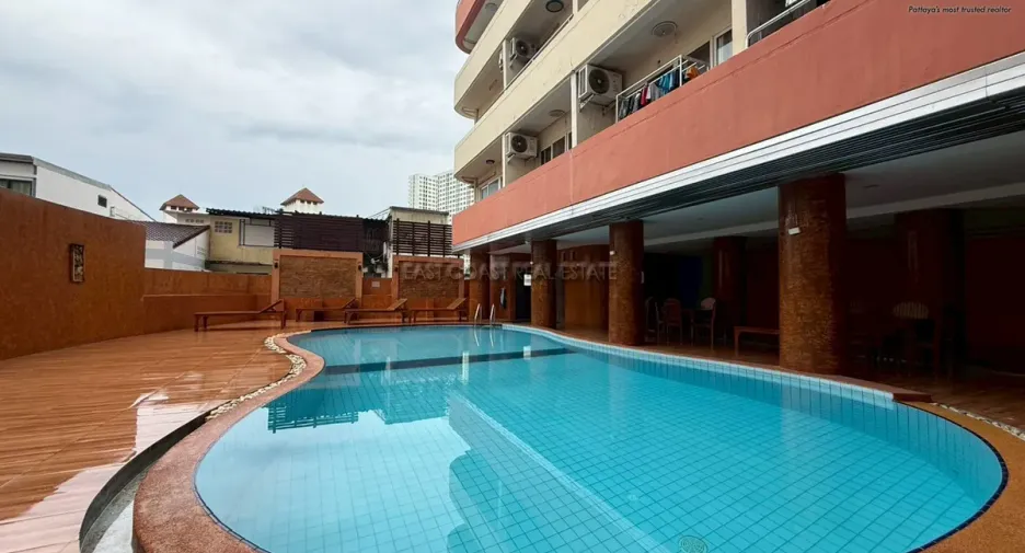 For rent 2 bedrooms condo in Bang Lamung, Chonburi