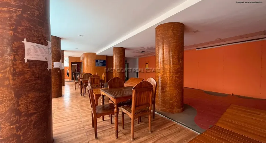For rent 2 bedrooms condo in Bang Lamung, Chonburi