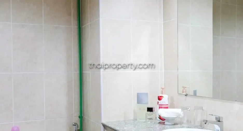 For rent and for sale 1 bed condo in Bang Lamung, Chonburi