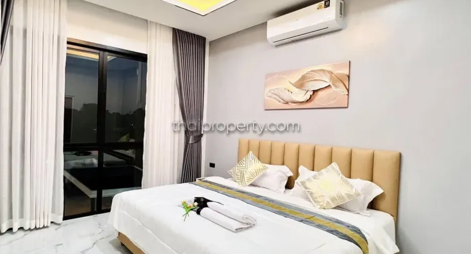 Casa en alquiler y en venta de 4 habitaciones en Bang Lamung, Chonburi