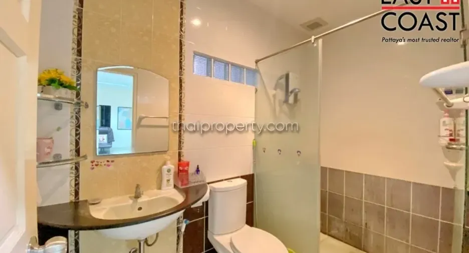 For rent and for sale 4 bedrooms house in Bang Lamung, Chonburi