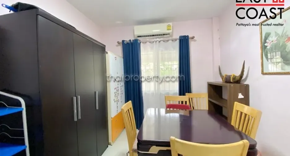 For rent and for sale 4 bedrooms house in Bang Lamung, Chonburi