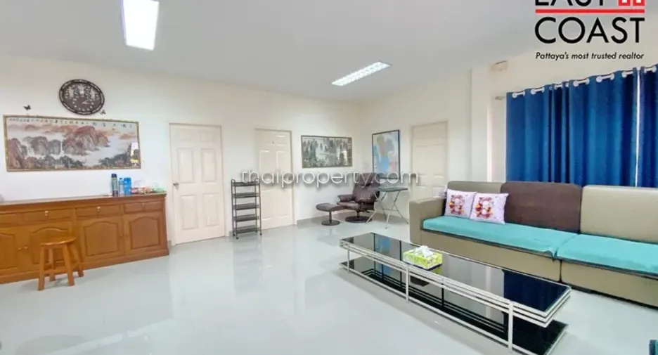 For rent and for sale 4 bedrooms house in Bang Lamung, Chonburi