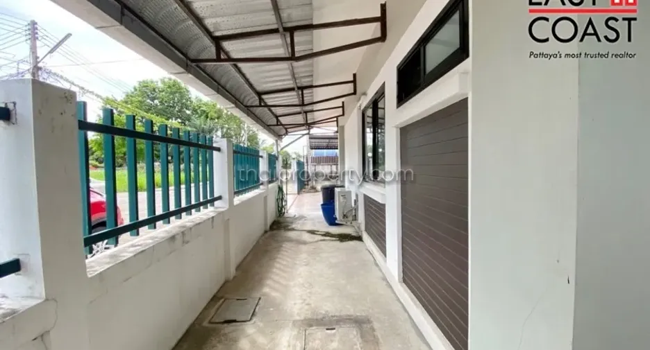 For rent and for sale 4 bedrooms house in Bang Lamung, Chonburi