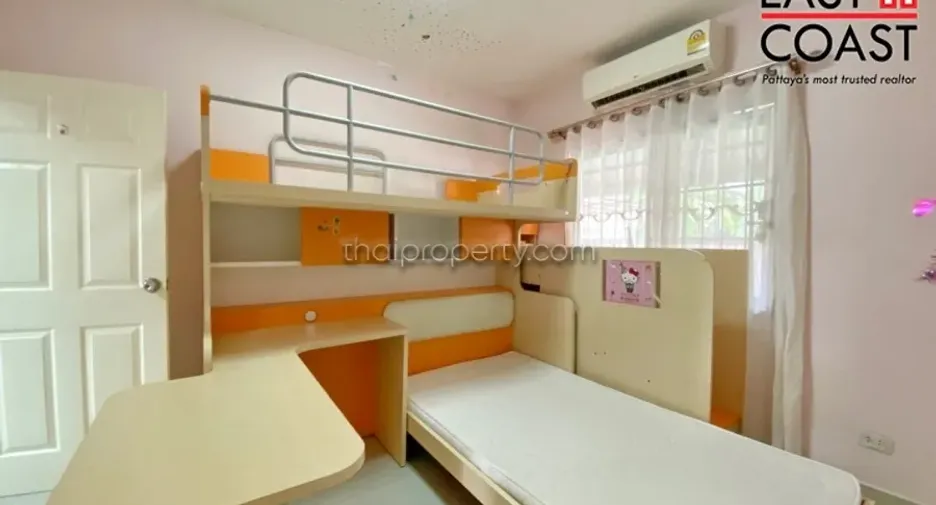 For rent and for sale 4 bedrooms house in Bang Lamung, Chonburi