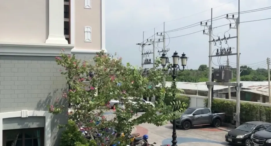 For rent 1 bed condo in Bang Lamung, Chonburi