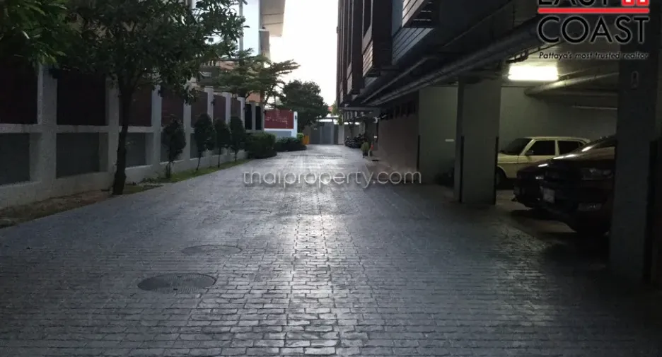 For rent 1 bed condo in Bang Lamung, Chonburi