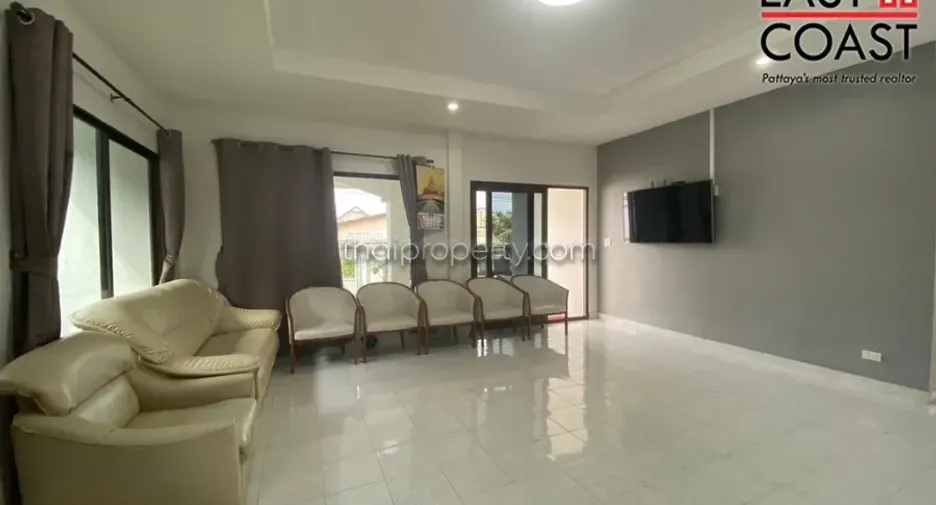 For rent and for sale 3 bedrooms house in Bang Lamung, Chonburi