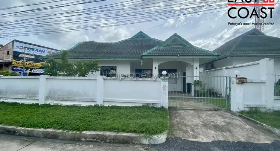 For rent and for sale 3 bedrooms house in Bang Lamung, Chonburi