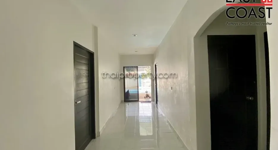 For rent and for sale 3 bedrooms house in Bang Lamung, Chonburi