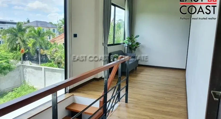 For rent and for sale 4 bedrooms house in Bang Lamung, Chonburi