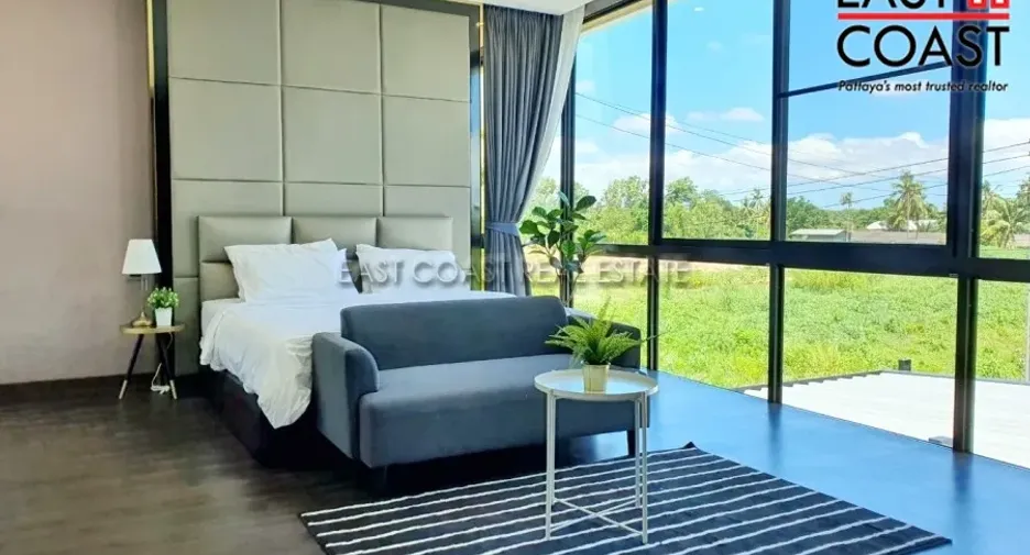 For rent and for sale 4 bedrooms house in Bang Lamung, Chonburi