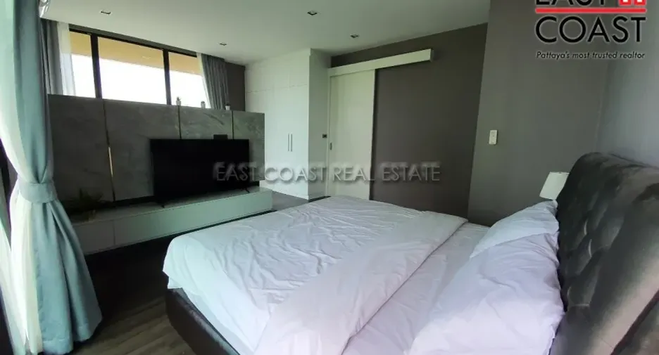 For rent and for sale 4 bedrooms house in Bang Lamung, Chonburi