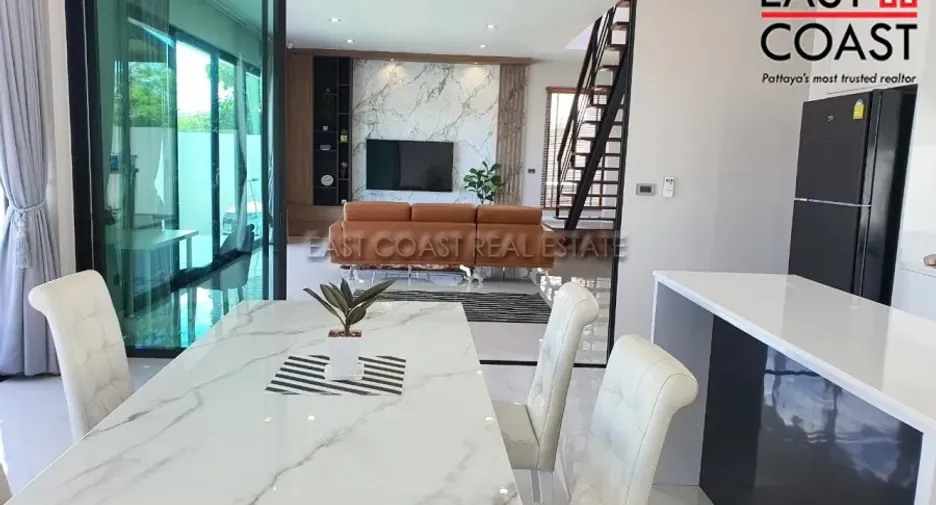 For rent and for sale 4 bedrooms house in Bang Lamung, Chonburi