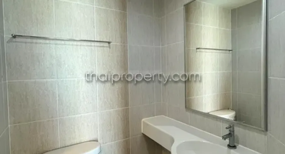 For rent and for sale 1 bed condo in Bang Lamung, Chonburi