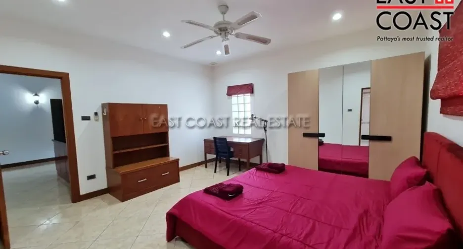 出租 4 卧室 独立屋 在 Bang Lamung, Chon Buri