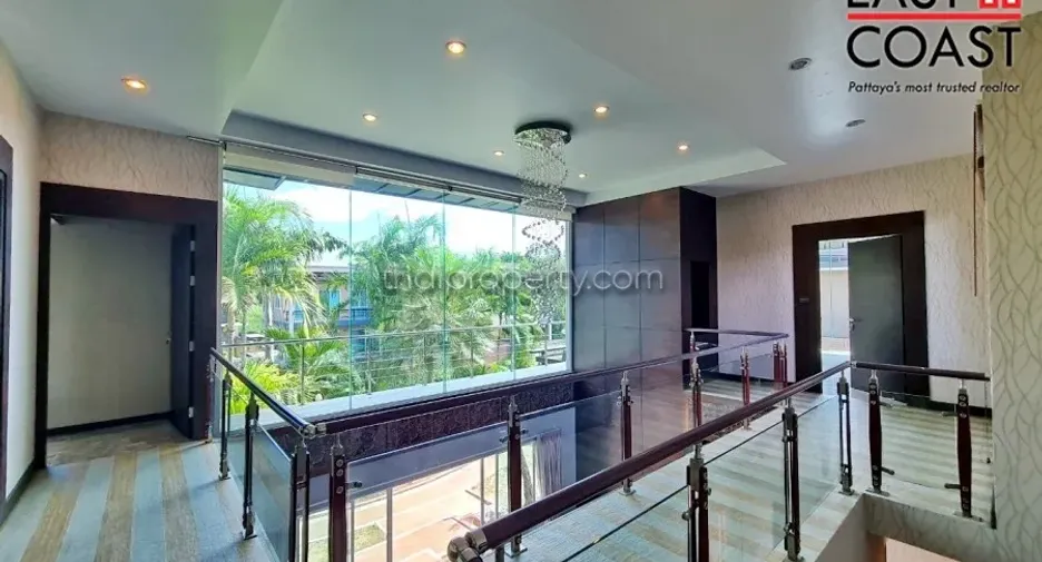 Haus zur Miete und zum Kauf mit 4 Zimmer in Huay Yai, Pattaya