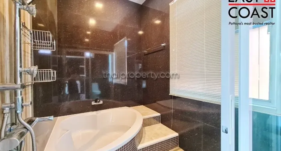 Haus zur Miete und zum Kauf mit 4 Zimmer in Huay Yai, Pattaya