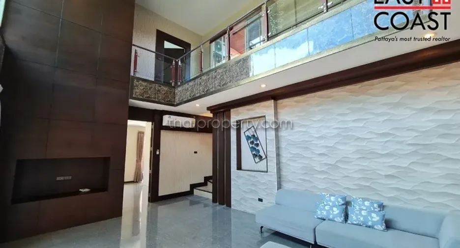 Haus zur Miete und zum Kauf mit 4 Zimmer in Huay Yai, Pattaya