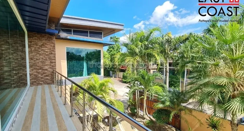 Haus zur Miete und zum Kauf mit 4 Zimmer in Huay Yai, Pattaya