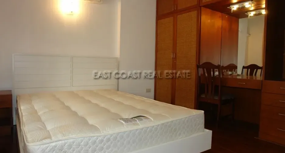 For rent 2 bedrooms condo in Bang Lamung, Chonburi