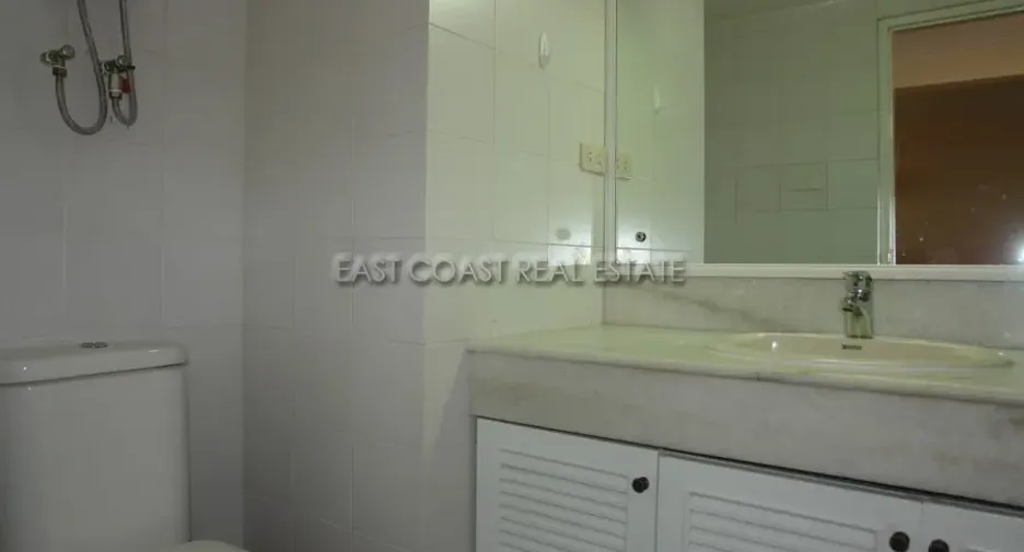 For rent 2 bedrooms condo in Bang Lamung, Chonburi