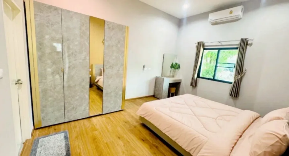 Haus zur Miete mit 2 Zimmer in Mueang Phuket, Phuket