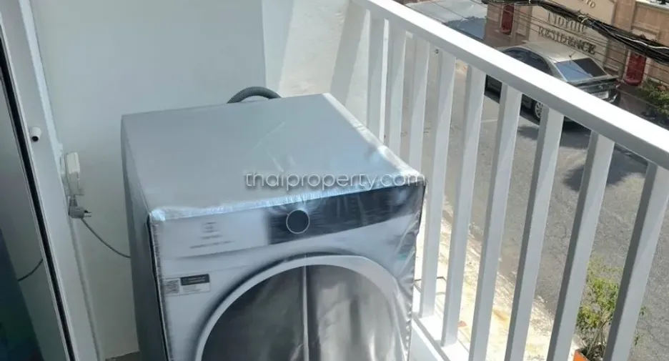 For rent and for sale 1 bed condo in Bang Lamung, Chonburi