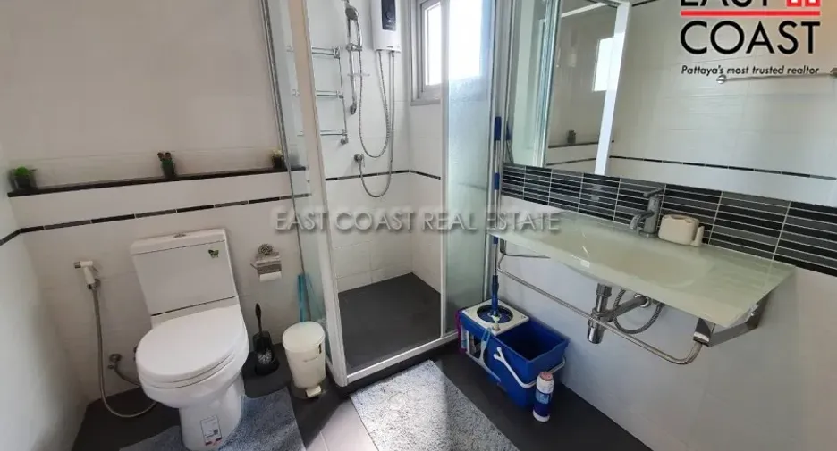 For rent and for sale 1 bed condo in Bang Lamung, Chonburi