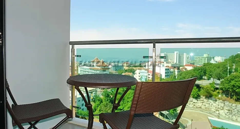 For rent and for sale 1 bed condo in Bang Lamung, Chonburi