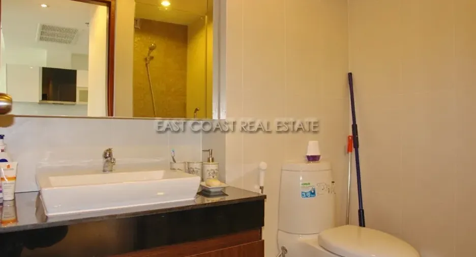 For rent and for sale 1 bed condo in Bang Lamung, Chonburi
