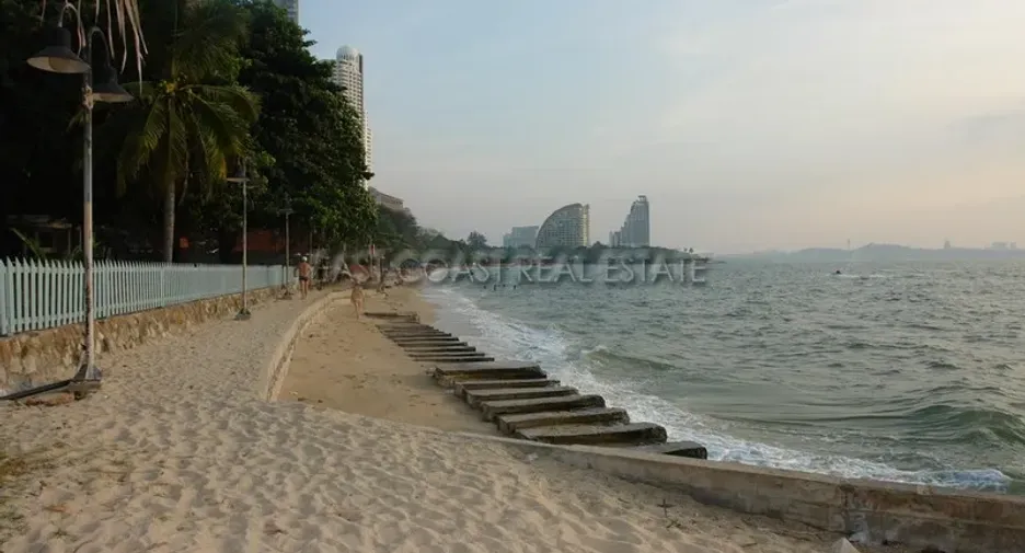 For rent and for sale 1 bed condo in Bang Lamung, Chonburi