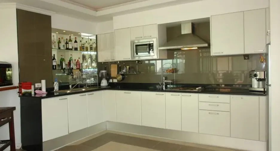 For sale 3 bedrooms condo in Bang Lamung, Chonburi