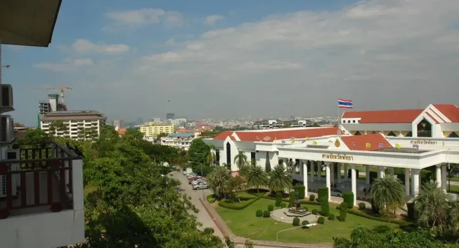 For sale 3 bedrooms condo in Bang Lamung, Chonburi