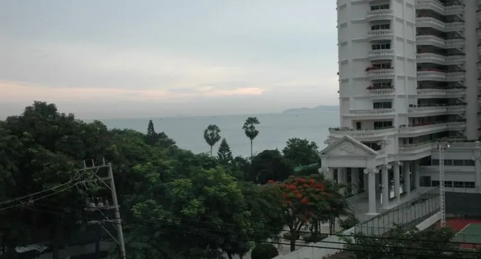 For rent 1 bed condo in Bang Lamung, Chonburi