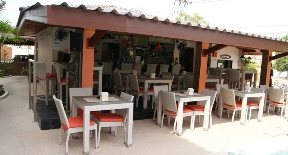 出售 商业空间 在 Bang Lamung, Chon Buri