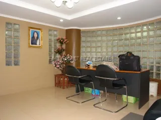 出售 商业空间 在 Bang Lamung, Chon Buri
