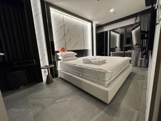 Condo en venta de 2 habitaciones en Huai Khwang, Bangkok