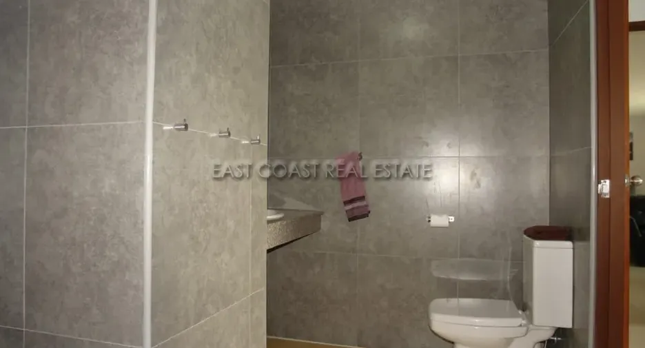 For rent and for sale 2 bedrooms condo in Jomtien, Pattaya