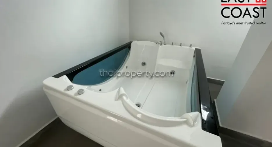 For rent and for sale 1 bed condo in Bang Lamung, Chonburi