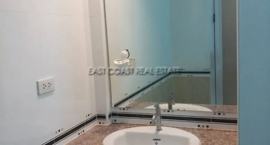 For rent そして for sale 3 ベッドルーム house in Bang Lamung, Chonburi